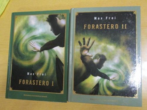 Portada del libro de SAGA “FORASTERO”. 2 volúmenes.