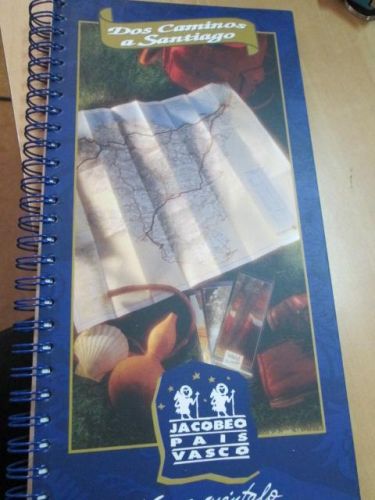 Portada del libro de DOS CAMINOS DE SANTIAGO: Jacobeo País Vasco