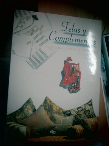Portada del libro de TELAS Y COMPLEMENTOS