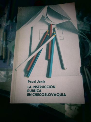 Portada del libro de LA INSTRUCCION PUBLICA EN CHECOSLOVAQUIA