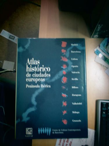 Portada del libro de ATLAS HISTÓRICO DE CIUDADES EUROPEAS