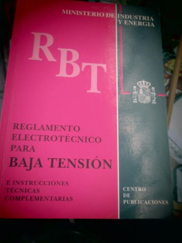 Portada del libro de REGLAMENTO ELECTROTÉCNICO PARA BAJA TENSIÓN (RBT)