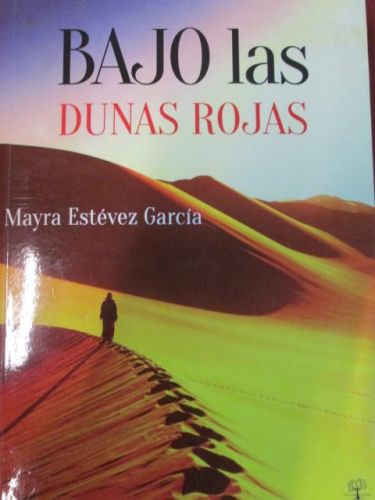 Portada del libro de BAJO LAS DUNAS ROJAS