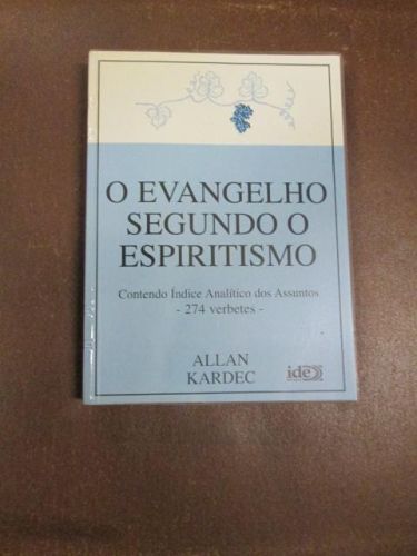 Portada del libro de O EVANGELHO SEGUNDO O ESPIRITISMO. Contendo Índice Analítico dos Assuntos -274 verbetes-