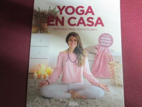 Portada del libro de YOGA EN CASA