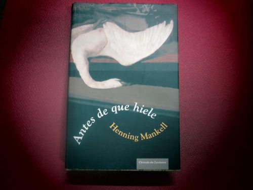 Portada del libro de ANTES DE QUE HIELE