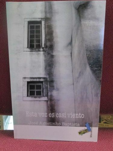 Portada del libro de ESTA VOZ ES CASI VIENTO