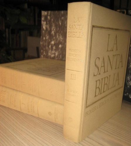 Portada del libro de LA SANTA BIBILIA. PRIMERA EDICION ECUMENICA (3 TOMOS)