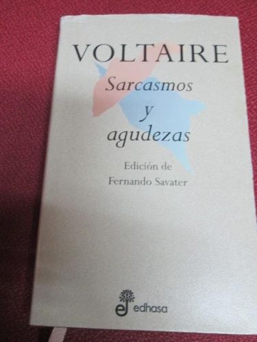 Portada del libro de VOLTAIRE, SARCASMOS Y AGUDEZAS