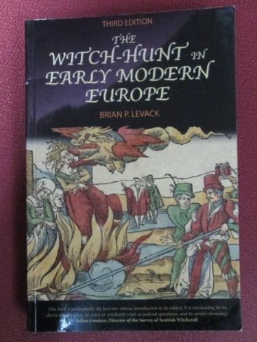 Portada del libro de THE WITCH-HUNT IN EARLY MODERN EUROPE