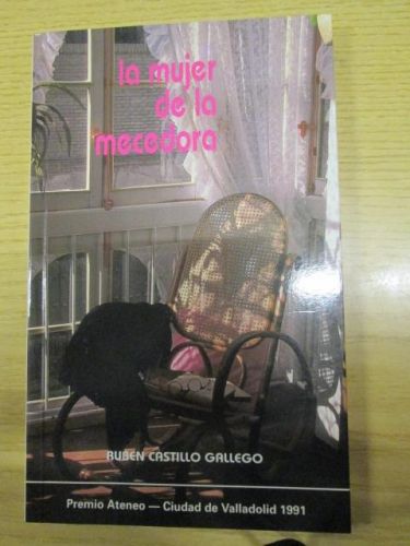 Portada del libro de LA MUJER DE LA MECEDORA