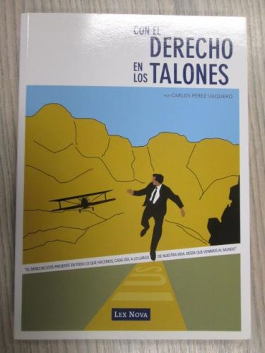 Portada del libro de CON EL DERECHO EN LOS TALONES