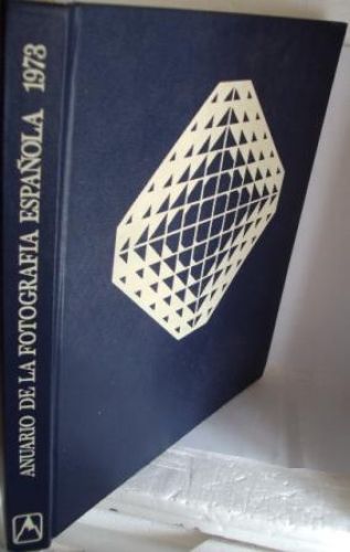 Portada del libro de ANUARIO DE LA FOTOGRAFÍA ESPAÑOLA 1973