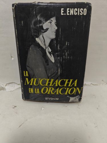 Portada del libro de LA MUCHACHA EN LA ORACIÓN