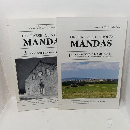 Portada del libro de UN PAESE CI VUOLE: MANDAS. 2 tomos