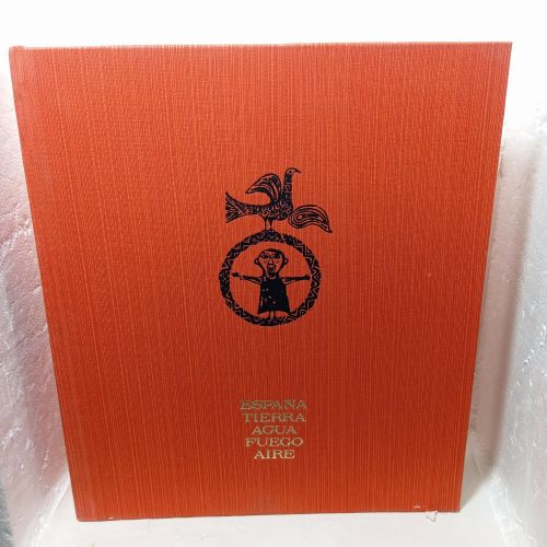 Portada del libro de ESPAÑA. TIERRA. AGUA. FUEGO. AIRE