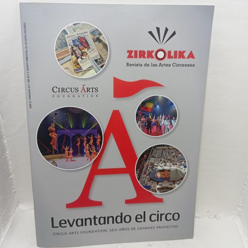 Portada del libro de LEVANTANDO EL CIRCO. Circus arts Foundation: seis años de grandes proyectos.