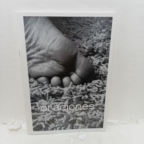 Portada del libro de 150 ORACIONES PARA EL CAMINO de santos, de poetas y anónimas