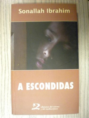 Portada del libro de A ESCONDIDAS