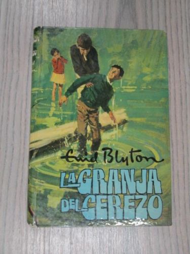 Portada del libro de LA GRANJA DEL CEREZO