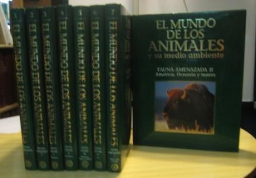 Portada del libro de EL MUNDO DE LOS ANIMALES Y SU MEDIO AMBIENTE. 8 TOMOS