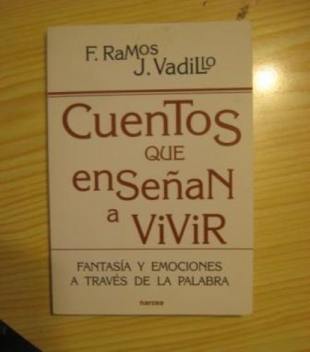 Portada del libro de CUENTOS QUE ENSEÑAN A VIVIR