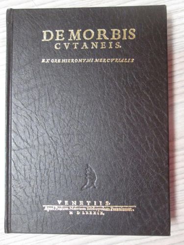 Portada del libro de DEMORBIS CUTANEIS. EX ORE HIERONYMI MERCURIALIS.