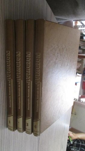 Portada del libro de ENCICLOPEDIA ILUSTRADA DE LA AVIACIÓN (4 Volúmenes)