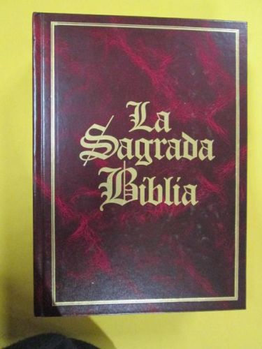 Portada del libro de LA SAGRADA BIBLIA