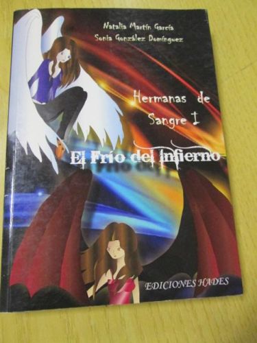 Portada del libro de HERMANAS DE SANGRE I. EL FRÍO DEL INFIERNO