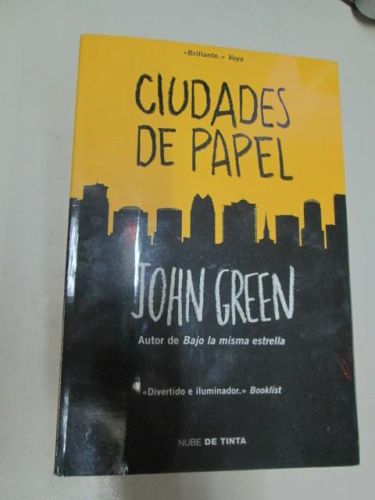 Portada del libro de CIUDADES DE PAPEL