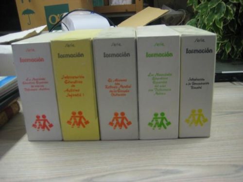 Portada del libro de SERIE FORMACIÓN DEL CENTRO NACIONAL DE RECURSOS PARA LA EDUCACIÓN ESPECIAL. 5 CAJAS